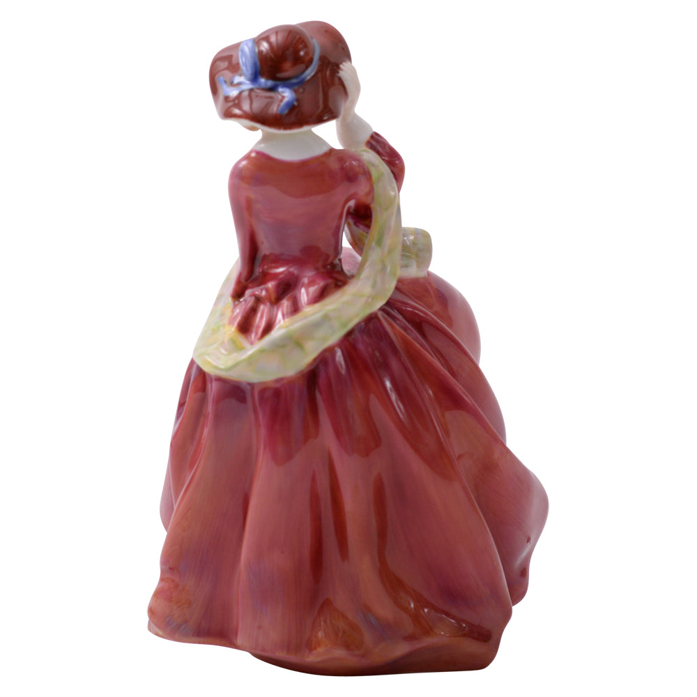 Royal Doulton Figurine Top o' the Hill HN1834 - pascoeandcompany